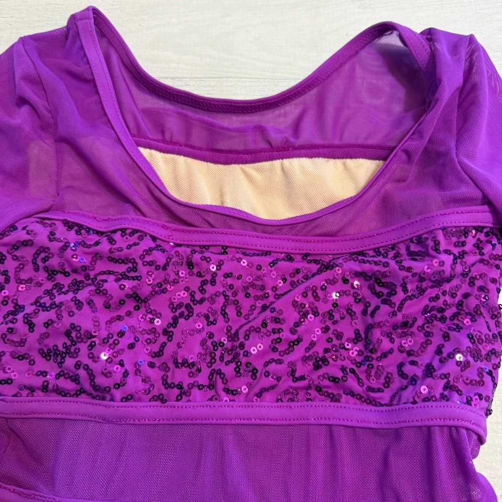 Weismann‎ girls long sleeve dance costume purple sequins tassel medium child